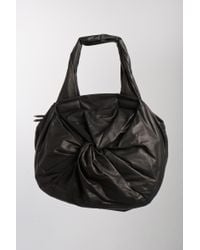 Sissi Rossi | Black Twist Front Bag in Nero | Lyst