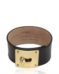 Fendi | Black Logo Plaque Leather Bracelet | Lyst
