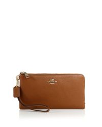 COACH | Brown Pebbled Leather Wristlet | Lyst