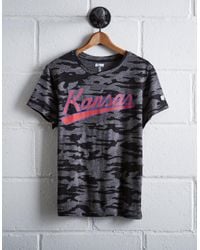 Tailgate Multicolor Women's Kansas Camo T-shirt