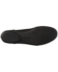 clarks gracelin maze leather flat