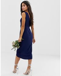 TFNC London Exclusieve Mid-bruidsmeisjesjurk Met Overslag In Marineblauw in het Blue
