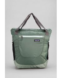 Lyst Patagonia Lightweight Travel Tote Bag In Green For Men Men S Green Lightweight Travel Tote Bag