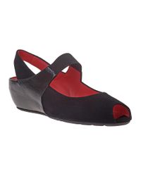 Pas De Rouge | Silvia Wedge Black Suede | Lyst