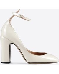 tan valentino heels