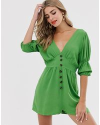 Boohoo Tuta corta verde con maniche a sbuffo