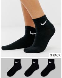 Nike Confezione da 3 paia di calzini neri con logo - Nero