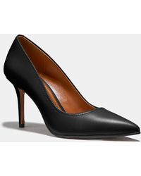 coach waverly signature buckle pumps