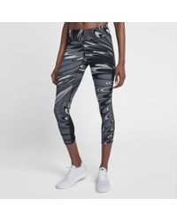 nike epic lux capri