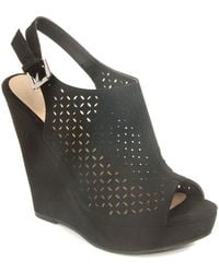 betina 2 perforated wedges