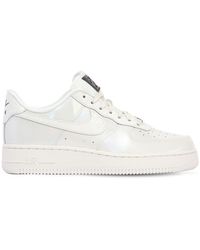 lyst nike air force 1 07 lux iridescente scarpe bianche lyst nike air force 1 07 lux iridescente scarpe bianche
