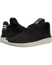 human race tennis black
