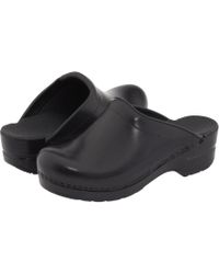 dansko sonja black oiled