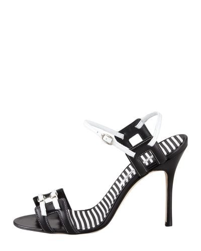 pointed boots with block heel
