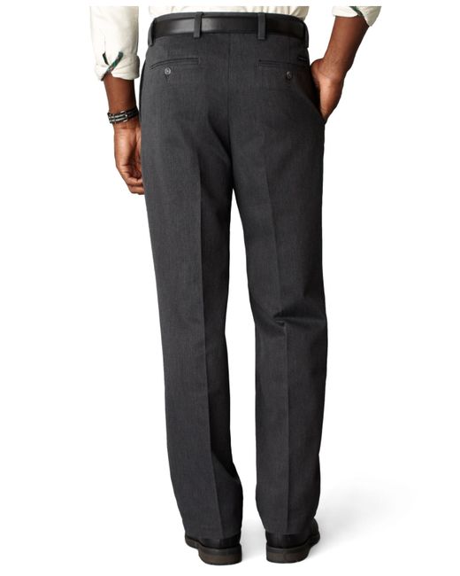 Dockers Signature Khaki Classic Fit Pleated Pants in Gray for Men ...