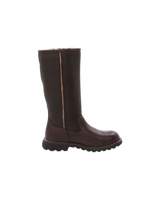 ugg brooks tall size 7 ugg brooks tall size 7