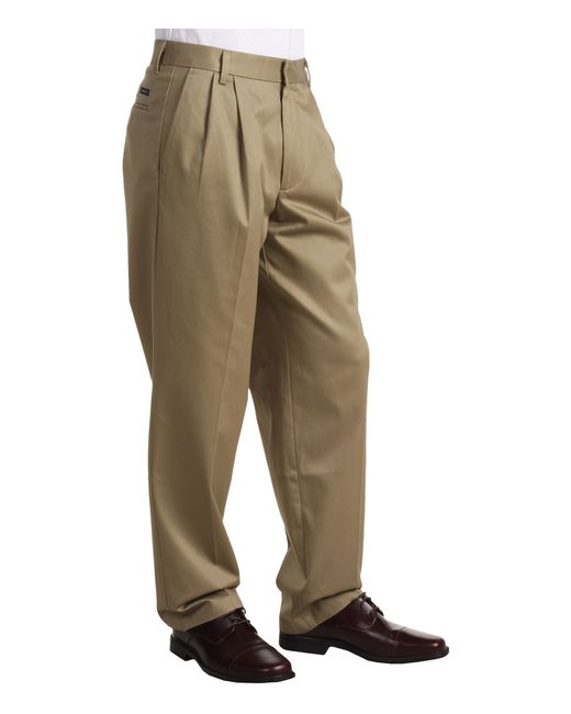 dockers signature khaki classic fit pleated