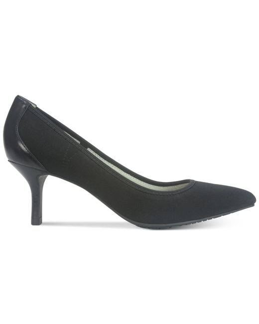 tahari platform pumps