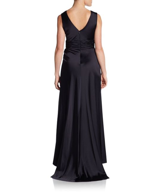 Vera wang Sleeveless Satin V-neck Gown in Blue - Save 64% | Lyst