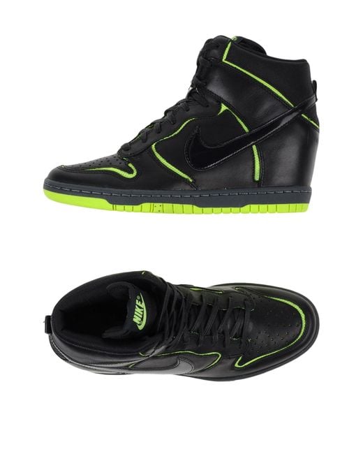 black nike shoes high top