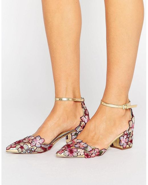 pointed heels online