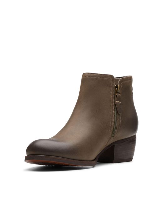 clarks maypearl rayna