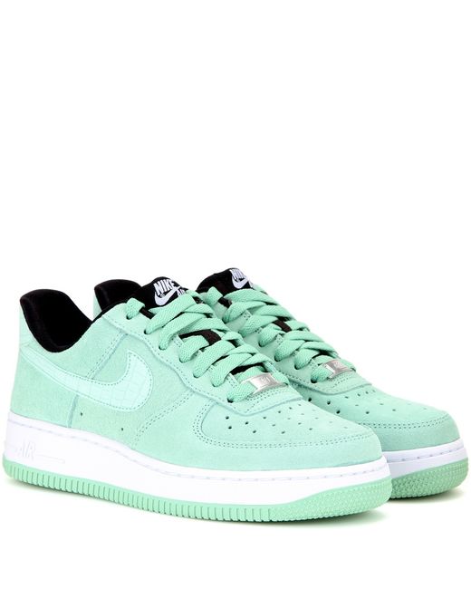 Nike Air Force 1 '07 Seasonal Suede Sneakers in Green | Lyst
