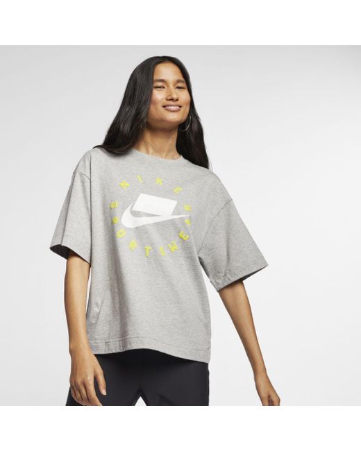 grey nike top