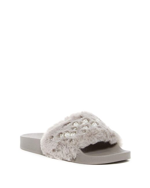 steve madden faux fur sandals