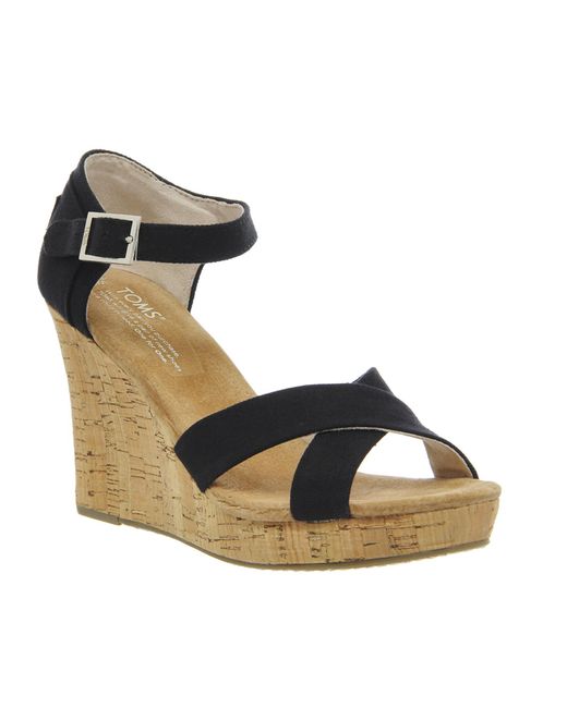 toms strappy wedge