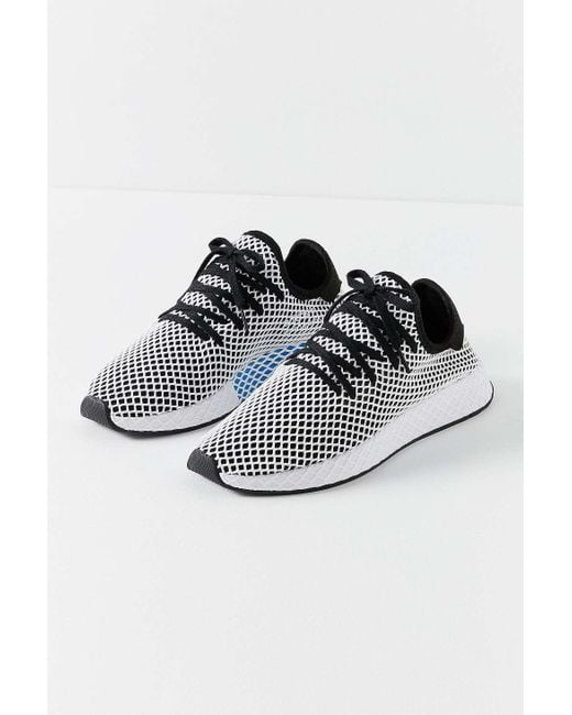 Adidas originali deerupt bianco e nero correre i formatori in nero Adidas originali deerupt bianco e nero correre i formatori in nero