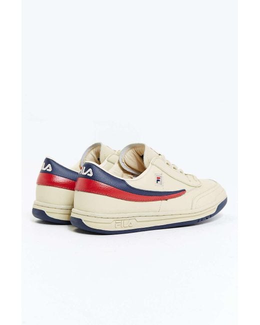 fila cream sneakers