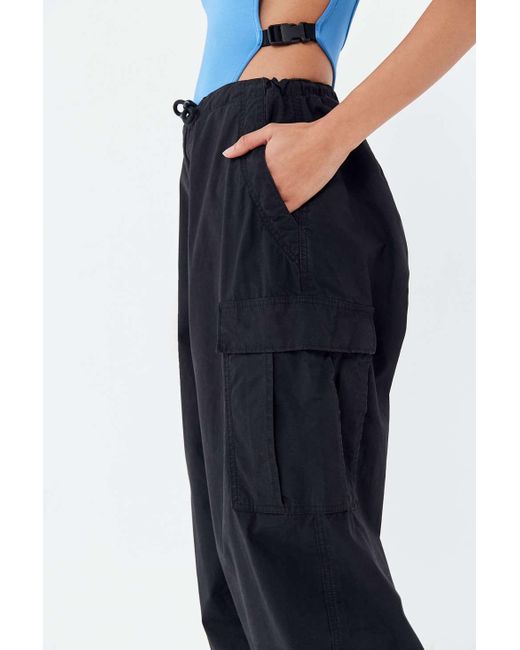 urban outfitters baggy pants