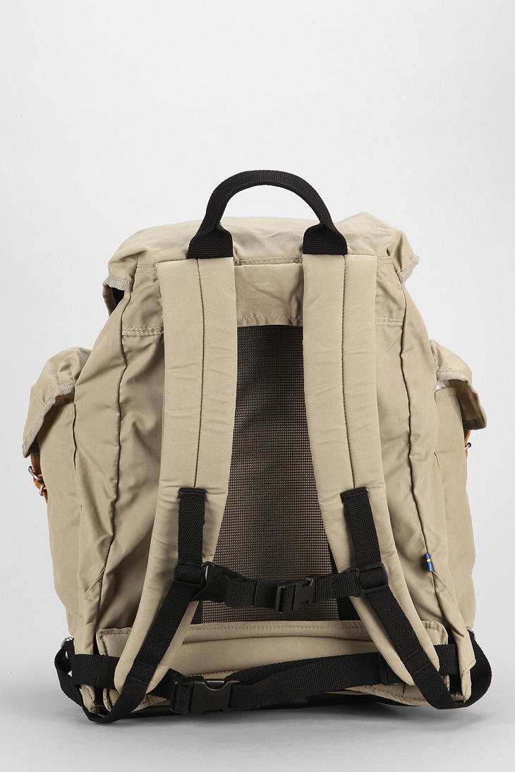 Lyst - Urban Outfitters Fjallraven Classic 30l Backpack in Natural for Men