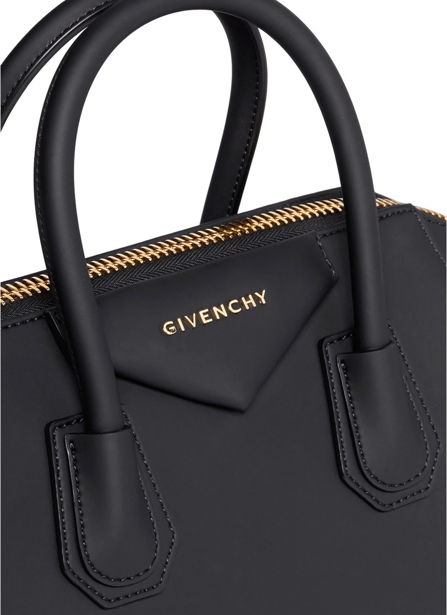 Givenchy Antigona Small Rubberized Shoulder Bag in Black | Lyst