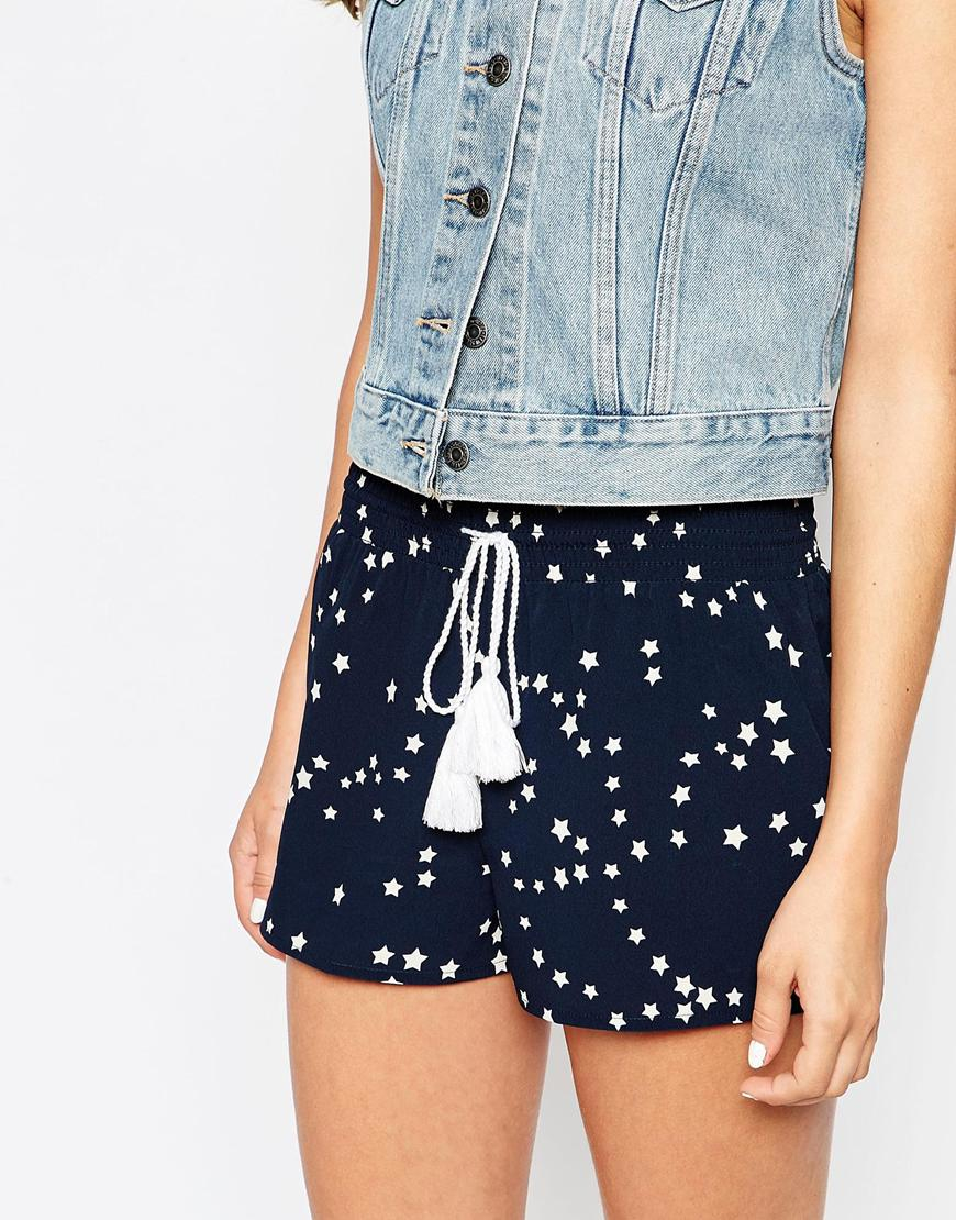 Tassle shorts Sassy and cool, the Jacquard Tassel Tie Shorts are sure to become a wardrobe staple. Stunning prints on an open weave fabric, with tassel tie waist and fringing detail at the hems. O'Neill.