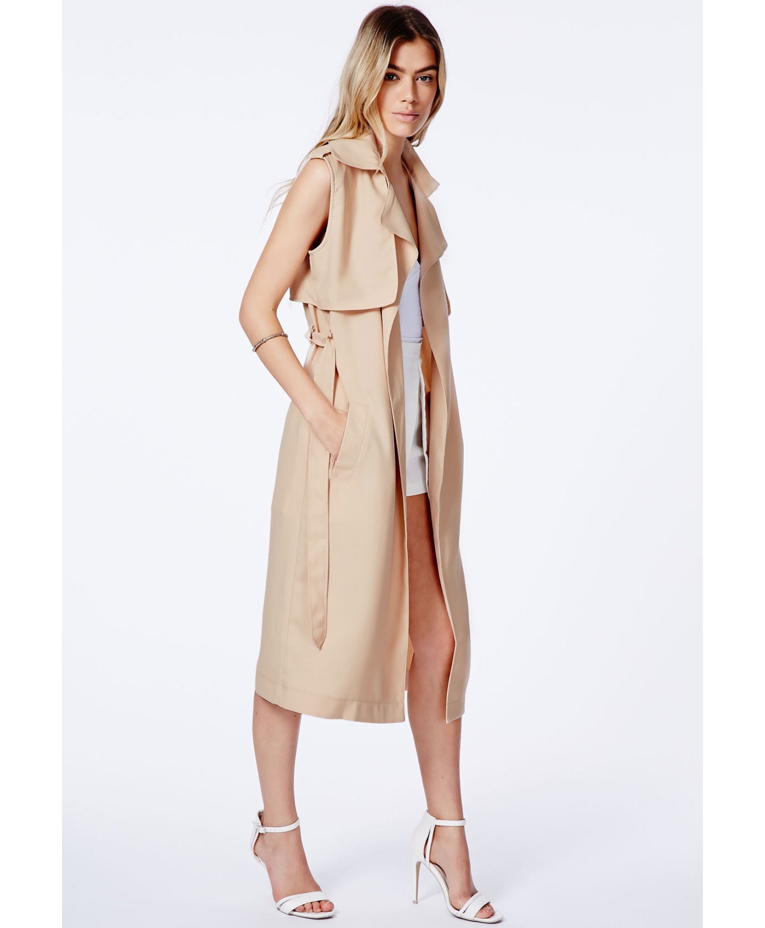 Lyst - Missguided Arabela Camel Sleeveless Lightweight Trench Coat in ...