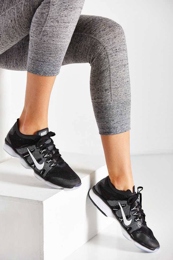 Nike Women's Zoom Fit Agility 2 Training Sneaker in Black | Lyst