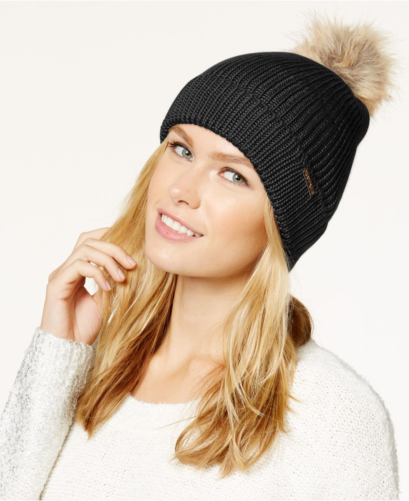 pom pom anthropologie hat Beanie Rampage Lyst Faux   in Black Fur Pom