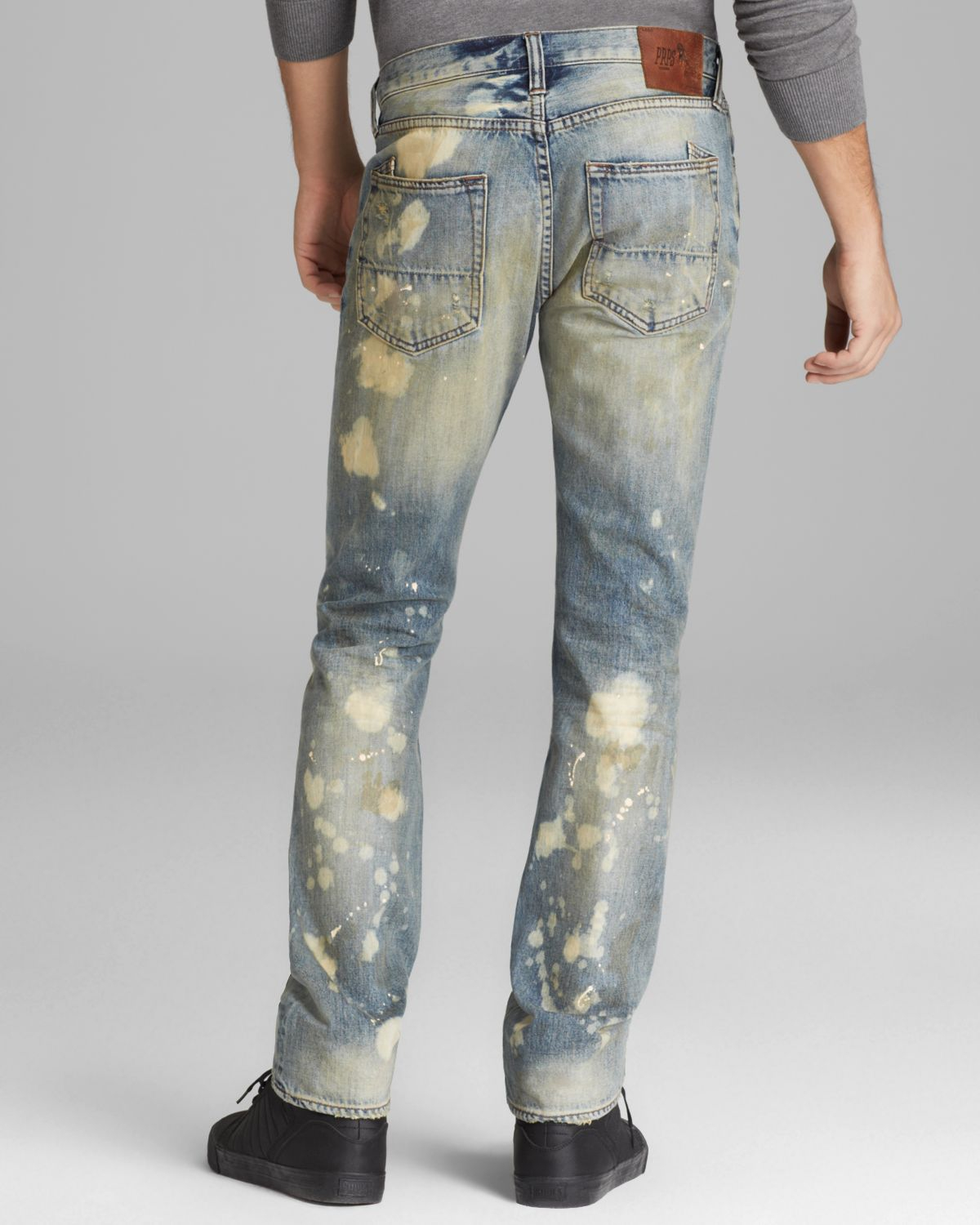 slim fit distressed jeans