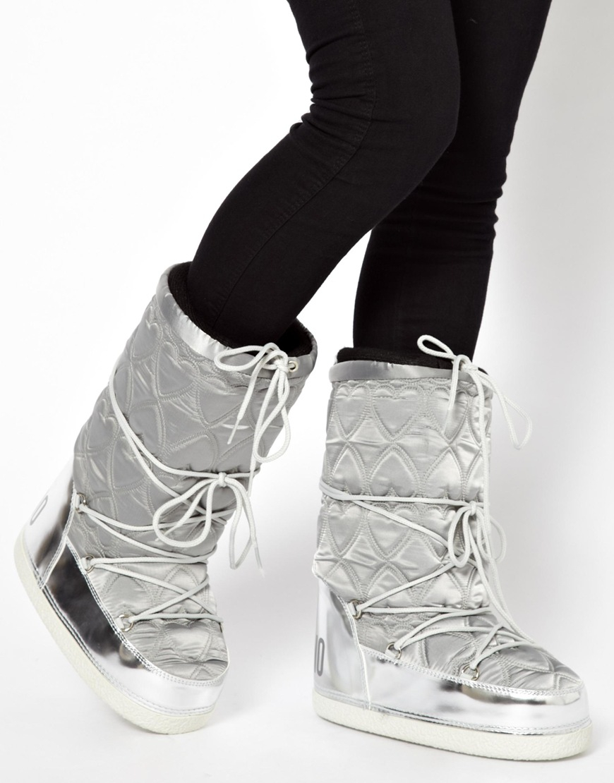 love moschino moon boots sale