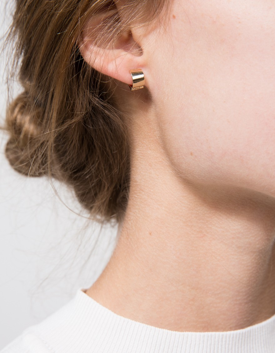 Lyst Loren Yellow Gold Solid Huggies In Gallery