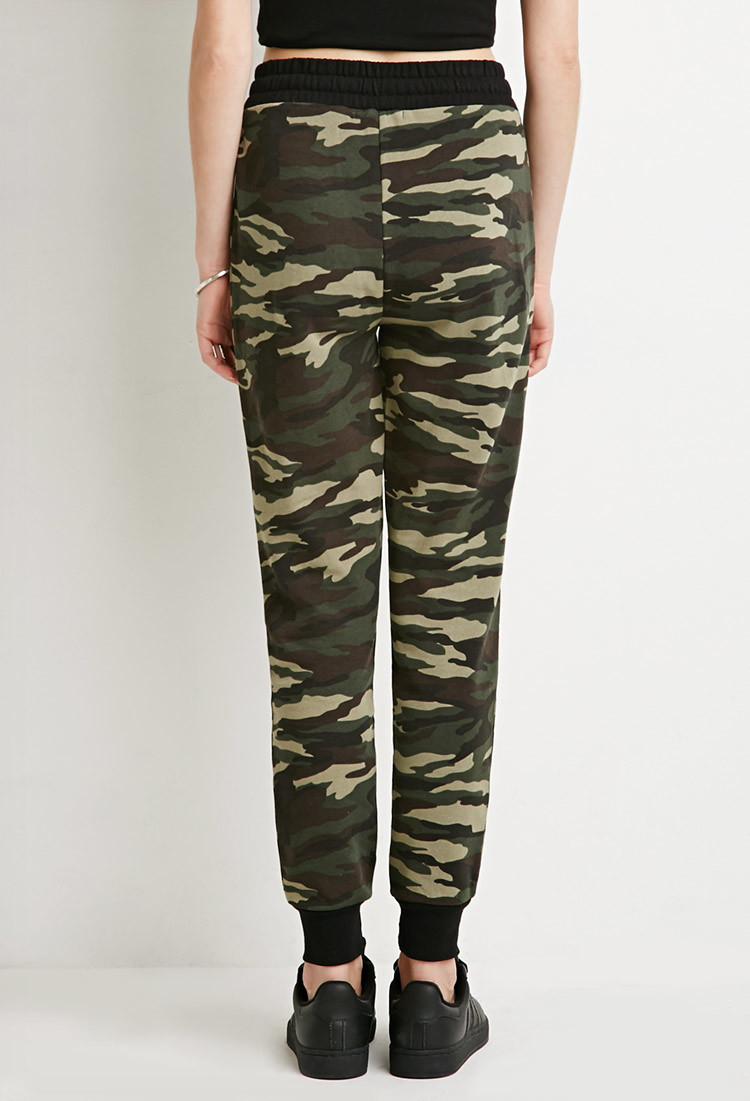 Lyst - Forever 21 Camo Print Sweatpants in Green