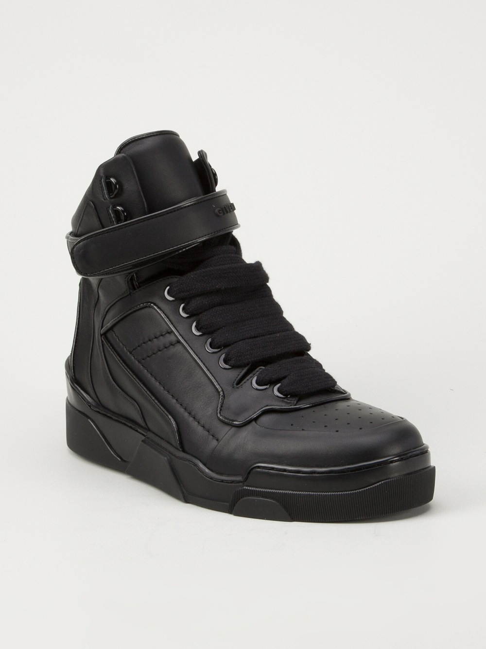 Givenchy Tyson Classic Trainer in Black for Men | Lyst