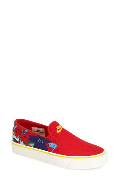 nike red slip on shoes