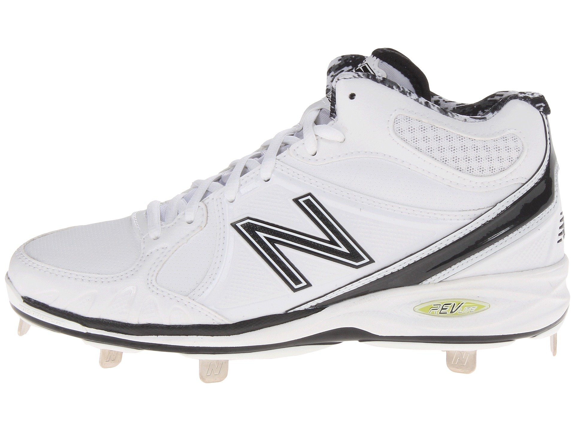 new balance mid metal cleats