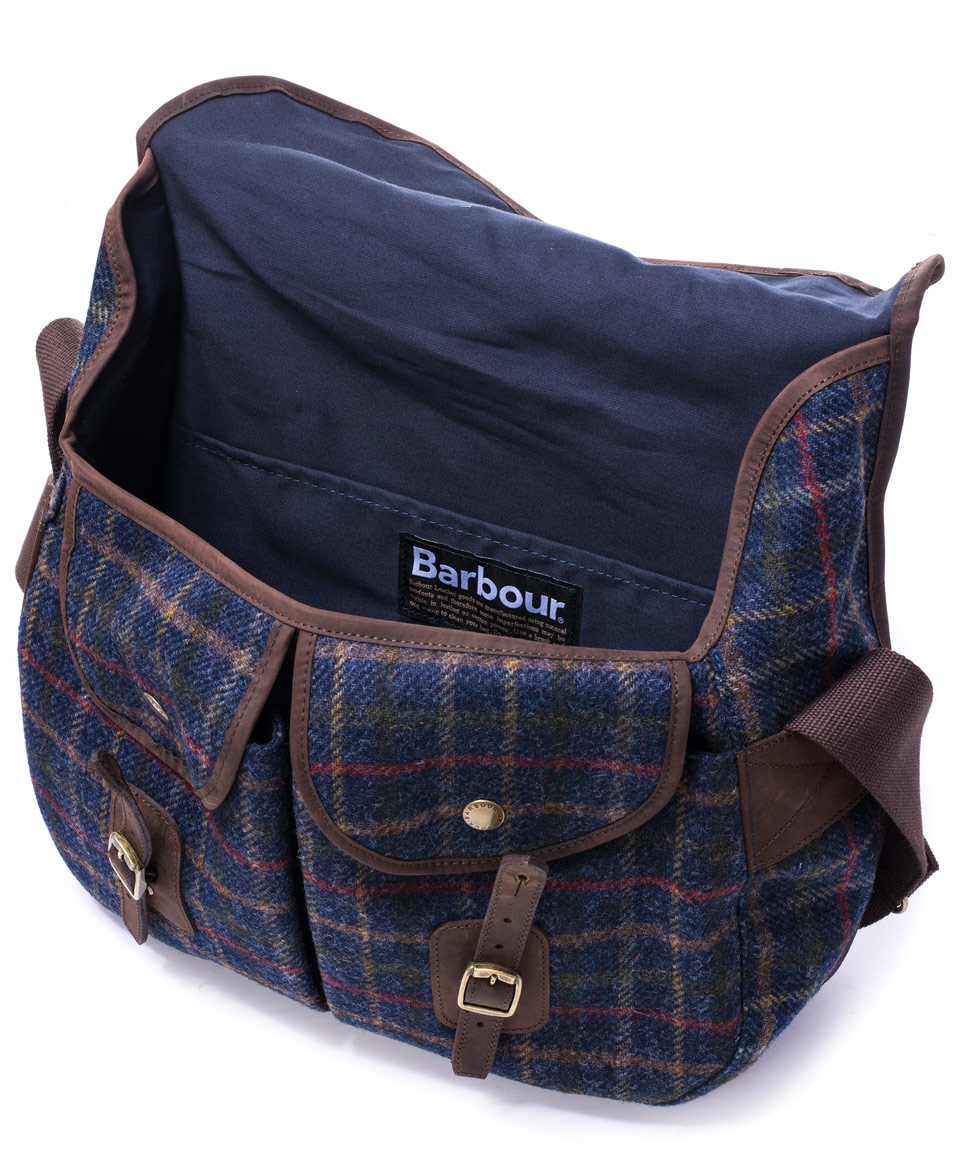 barbour navy bag