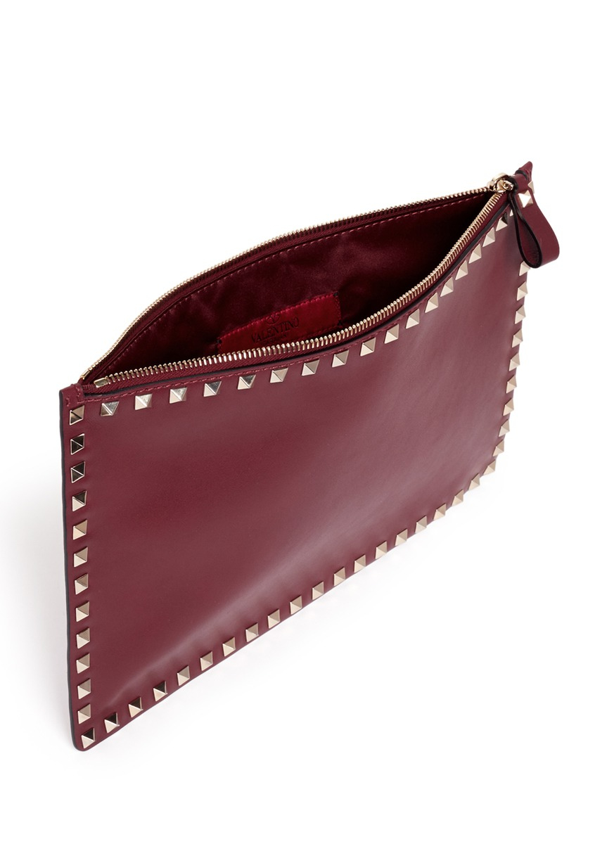 Valentino 'rockstud' Leather Flat Zip Pouch in Purple | Lyst