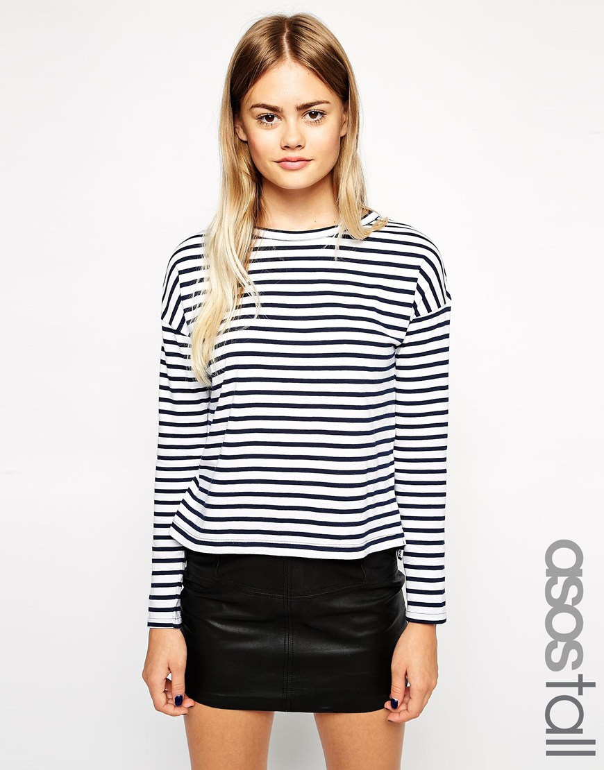 Stylish Women's Long-Sleeved T-Shirts and Tops Discover the long sleeve tops at ASOS. Shop the latest women's long sleeve t-shirts from lace tops to baseball t-shirts, find the perfect style at ASOS.