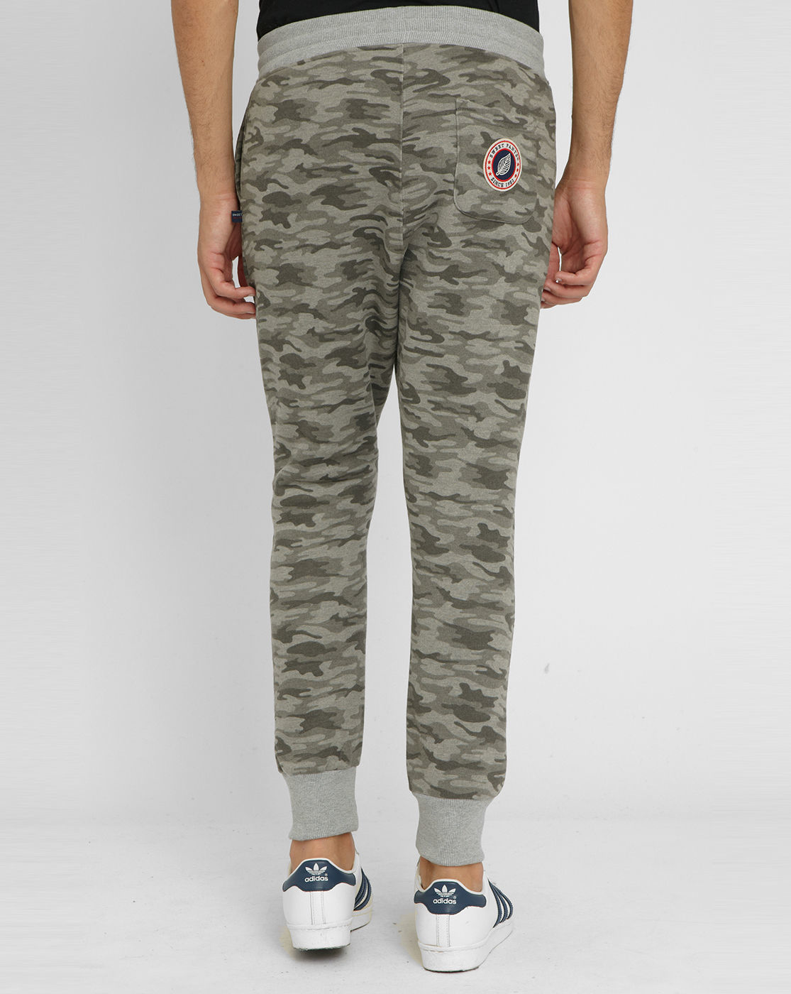 nike pants with zipper at ankle